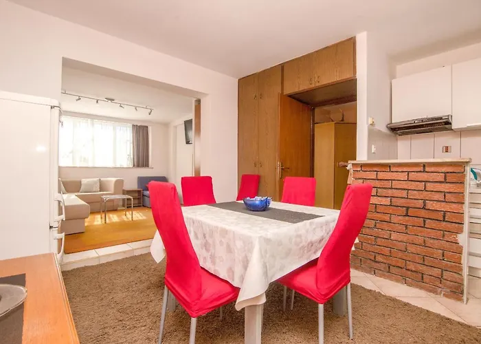 Apartament Maja *